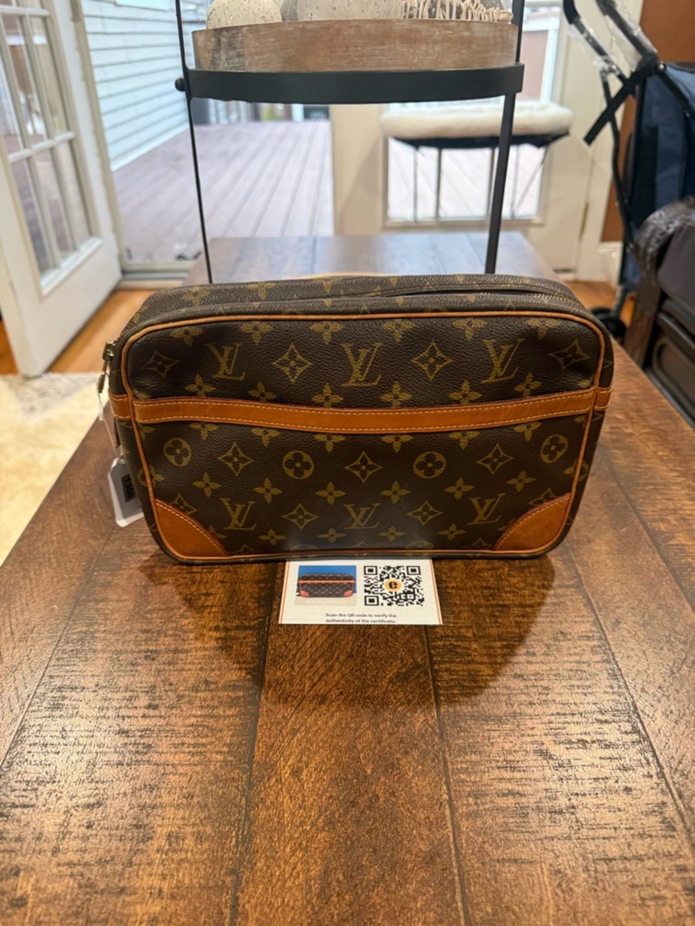 Louis Vuitton Brown Monogram Canvas Bag with Tan Leather Trim - Picture 10 of 12